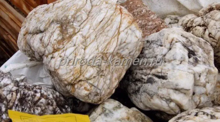 Булыжник кварцит «белый»